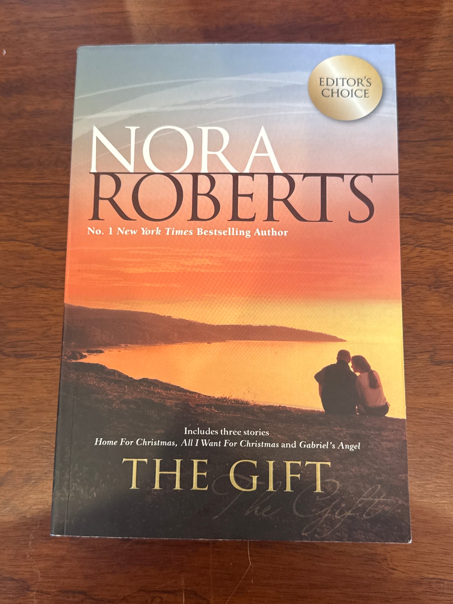 Gift. Nora Roberts. 2008.