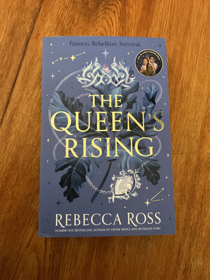 Queen’s rising. Rebecca Ross. 2024.