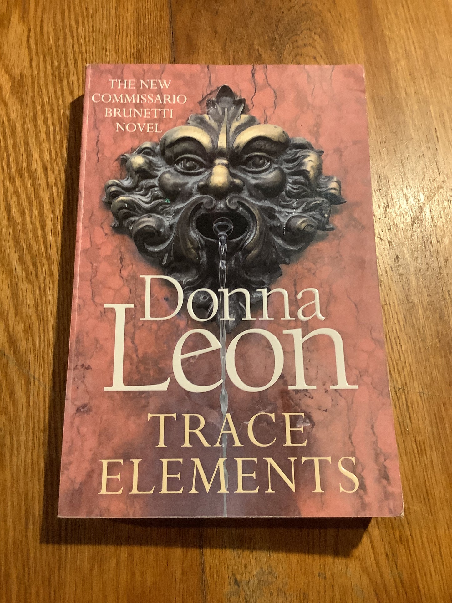 Trace elements. Donna Leon. 2020.