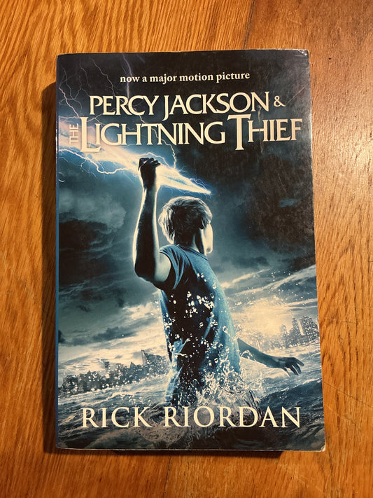 Percy Jackson & the lightning thief. Rick Riordan. 2010.