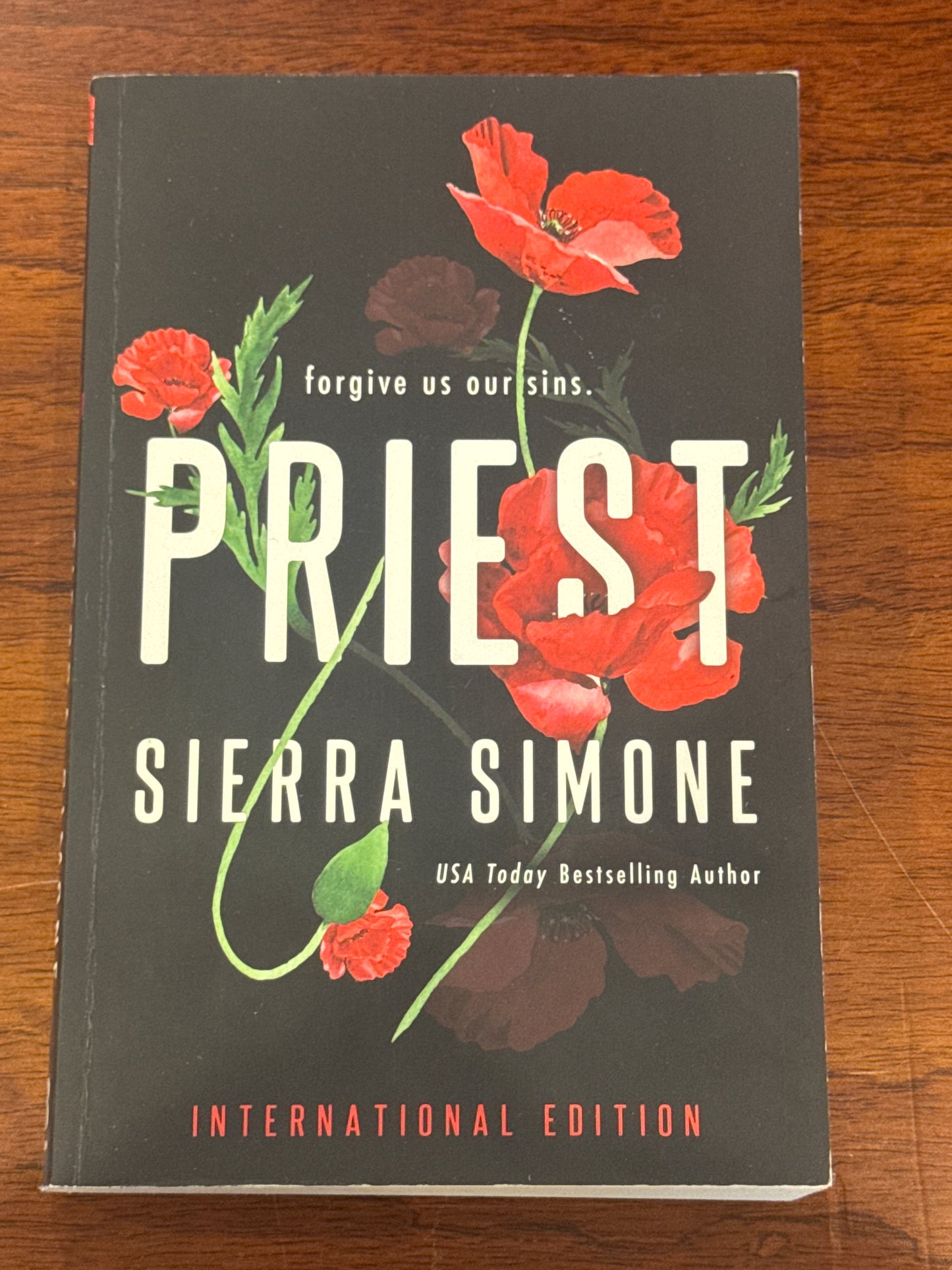 Priest. Sierra Simone. 2022.