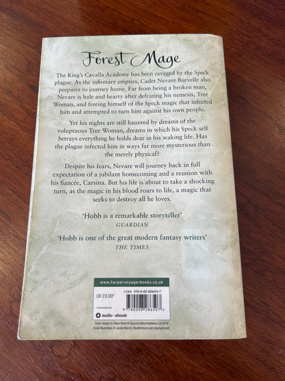 Forest mage. Robin Hobb. 2019.