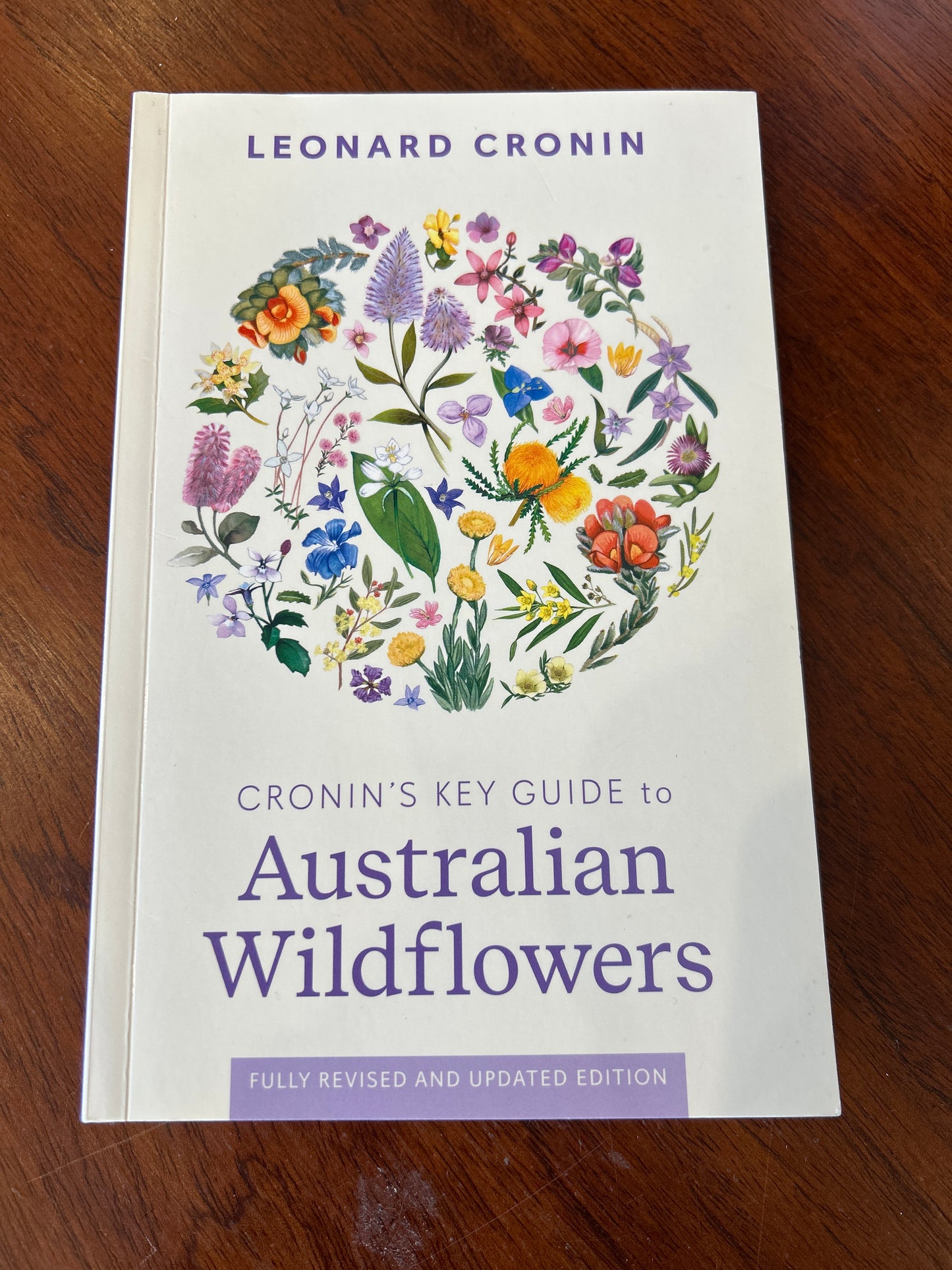 Cronin’s key guide to Australian wildflowers. Leonard Cronin. 2023.