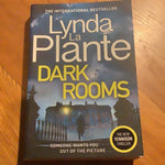 Dark rooms. Lynda La Plante. 2022.
