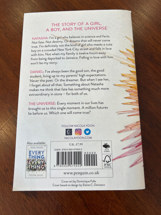 The Sun is also a star. Nicola Yoon. 2016.