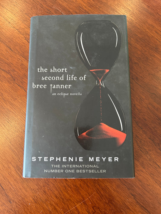 Short second life of Bree Tanner. Stephenie Meyer. 2011.