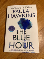 Blue hour. Paula Hawkins. 2024.