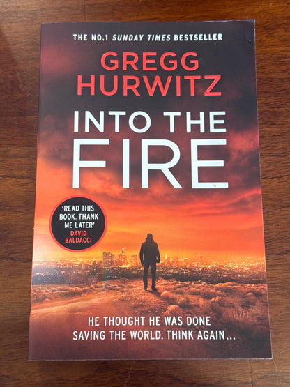 Into the fire. Gregg Hurwitz. 2020.