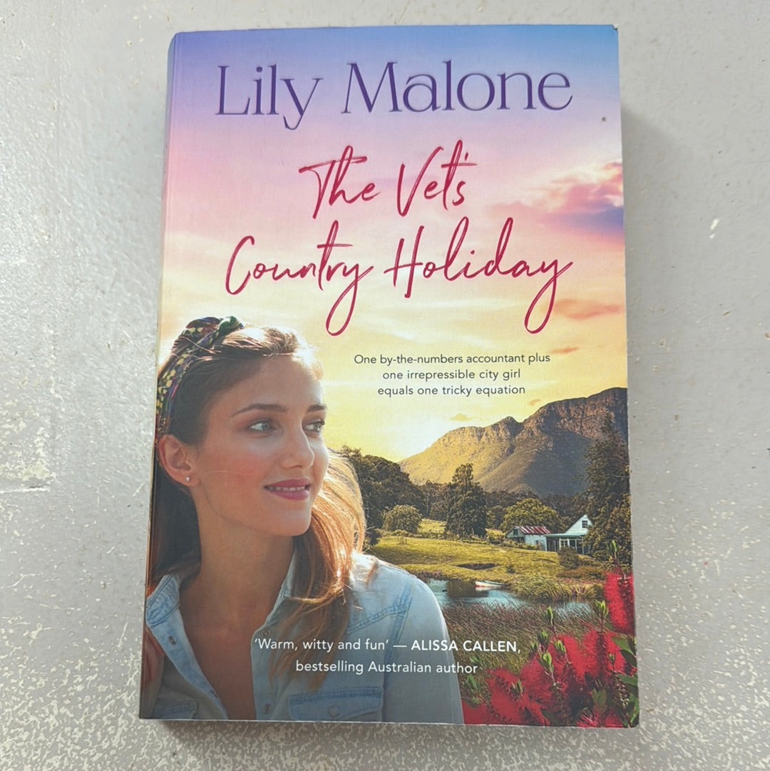 Vet’s country holiday. Lily Malone. 2022.