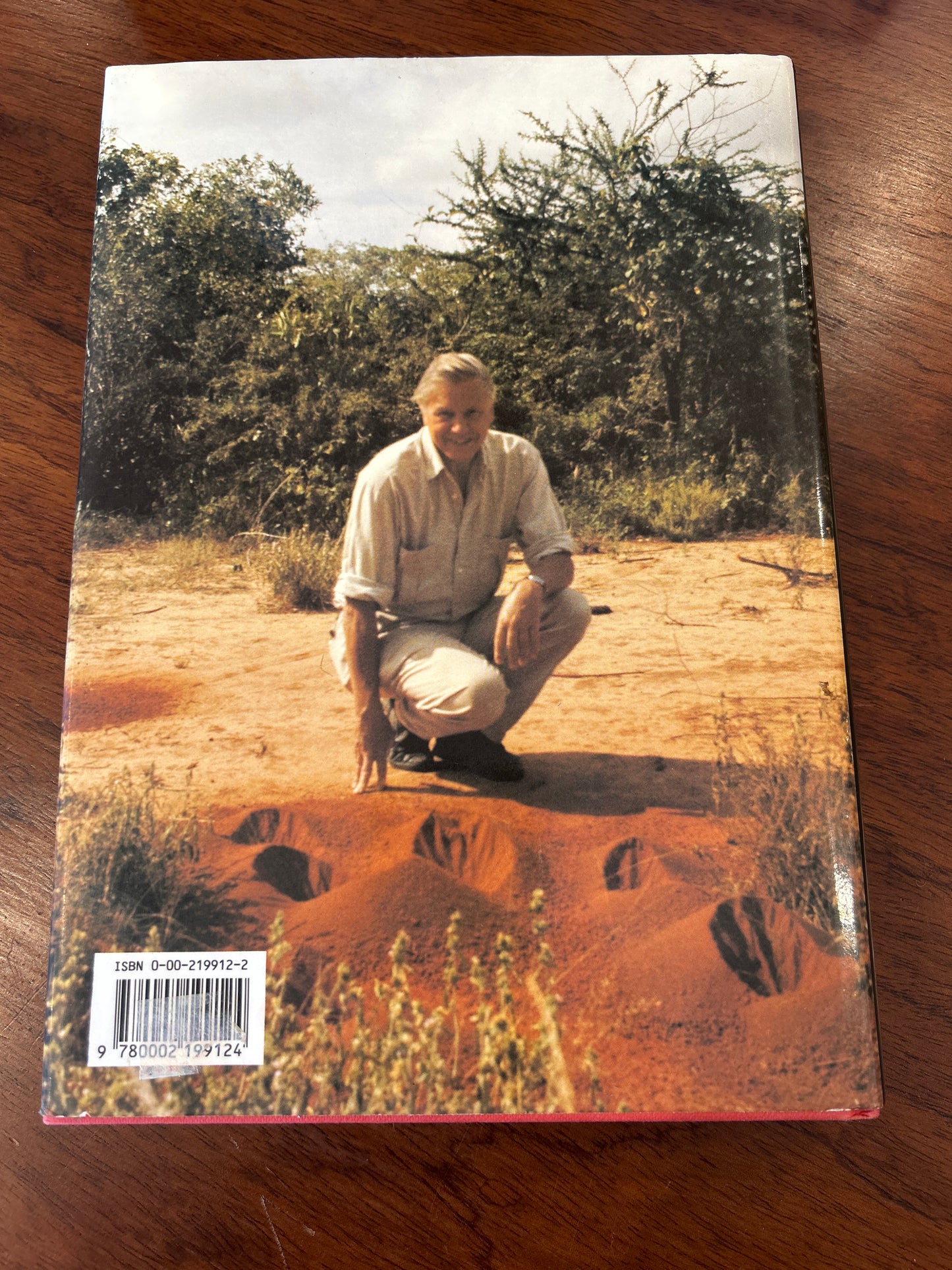 Trials of life. David Attenborough. 1990.