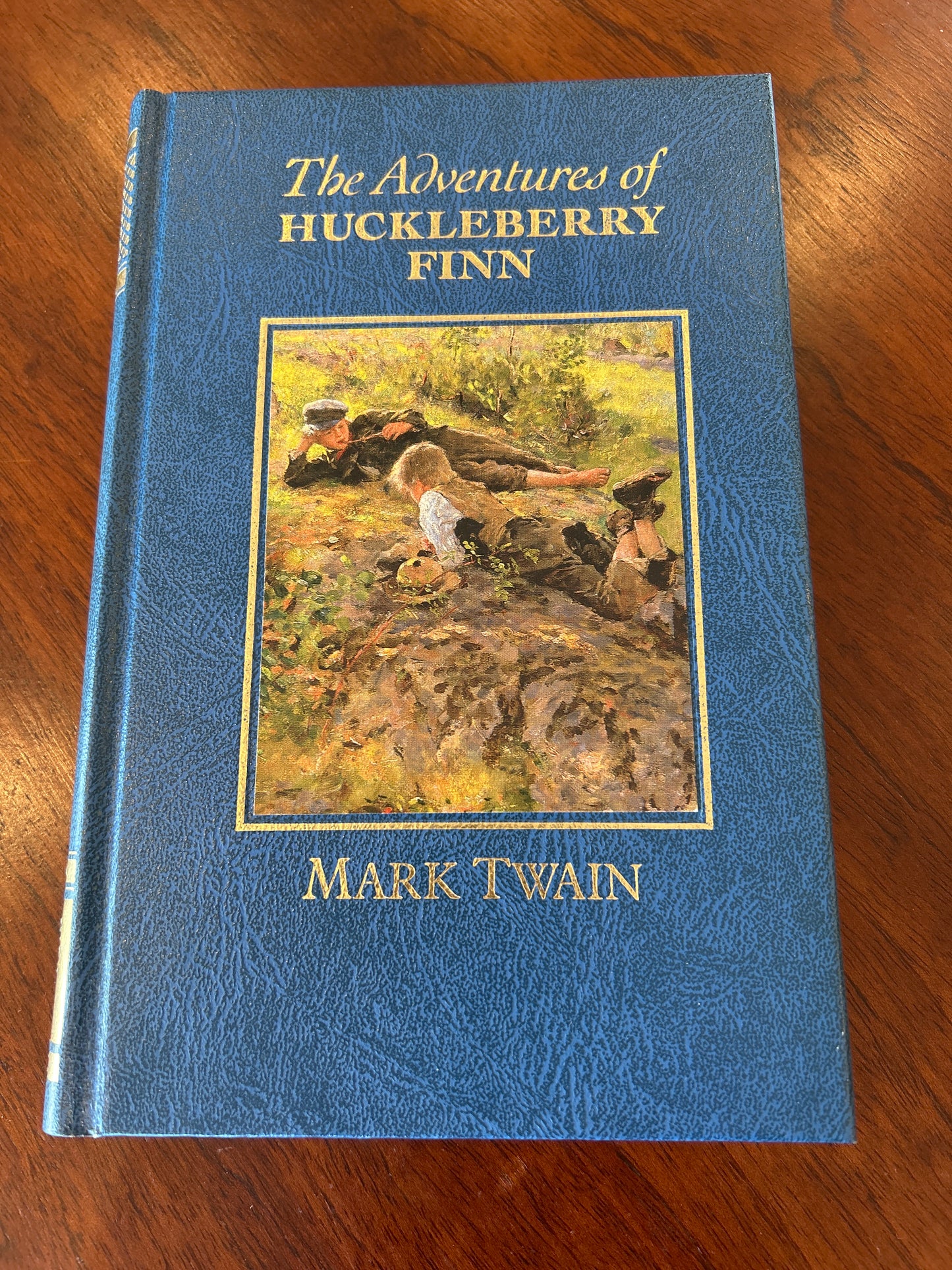 Adventures of Huckleberry Finn. Mark Twain. 1987.