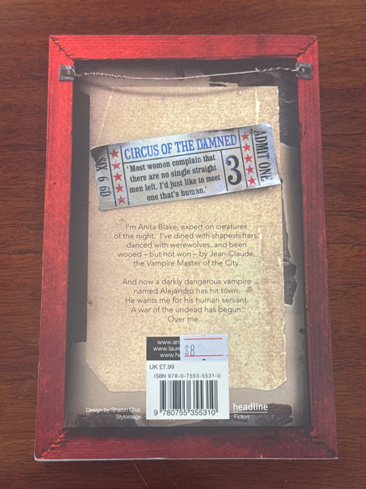 Circus of the Dammed. Laurell K. Hamilton. 2009.
