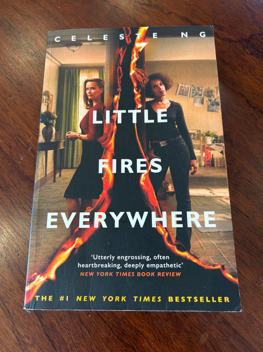 Little fires everywhere. Celeste Ng. 2020