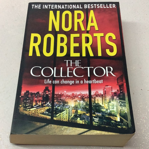 Collector. Nora Roberts. 2014.
