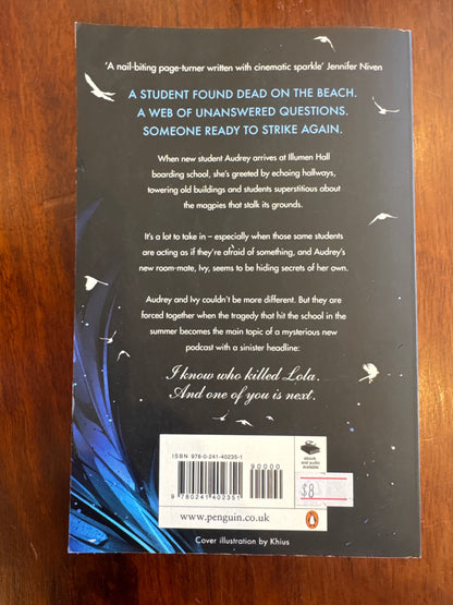 One for sorrow. Zoe Sugg & Amy McCullough. 2021.