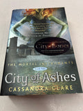 City of Ashes. Cassandra Clare. 2008.