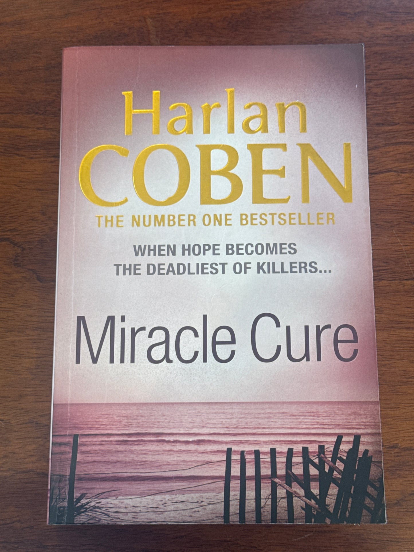 Miracle cure. Harlan Coben. 2011.
