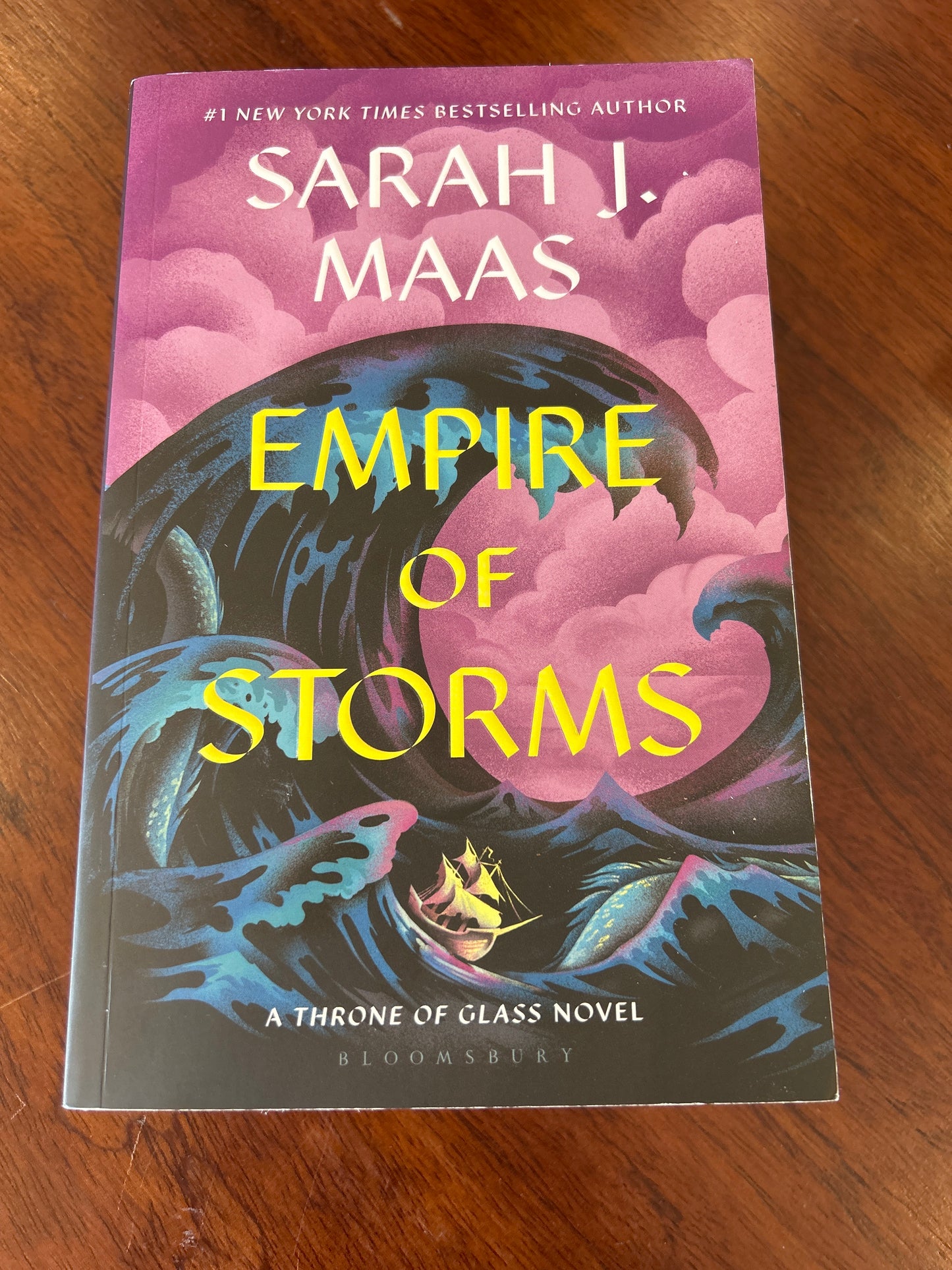 Empire of storms. Sarah J. Maas. 2023.