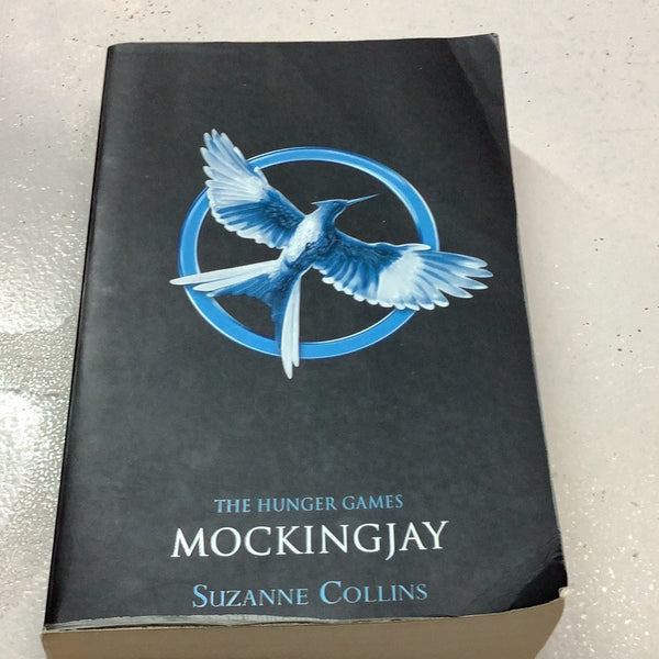 Hunger games: Mockingjay. Suzanne Collins. 2011.