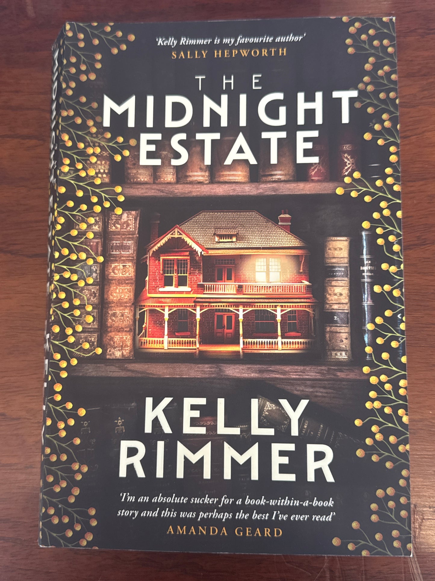 Midnight Estate. Kelly Rimmer. 2025.