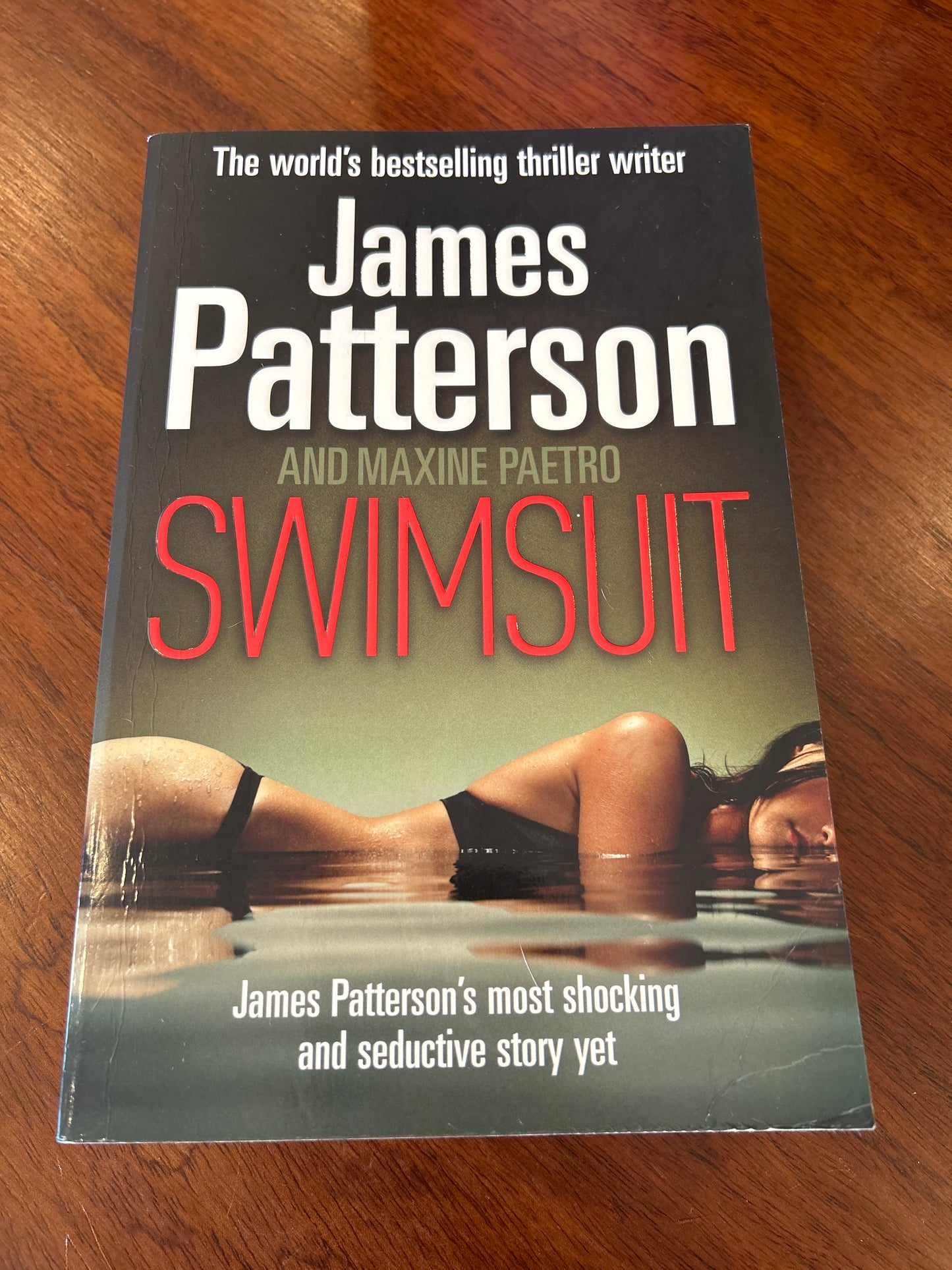 Swimsuit. James Patterson & Maxine Paetro. 2009.