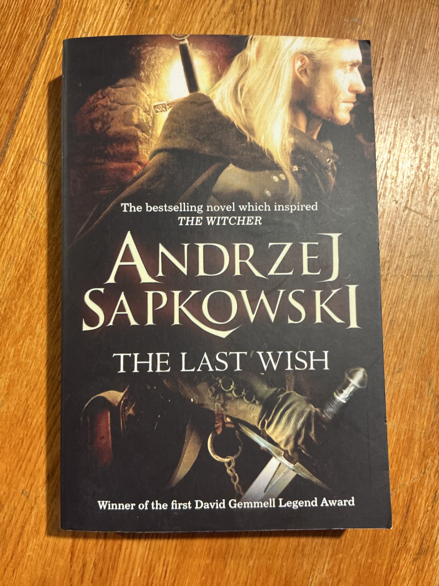 Last wish. Andrzej Sapkowski. 2012.