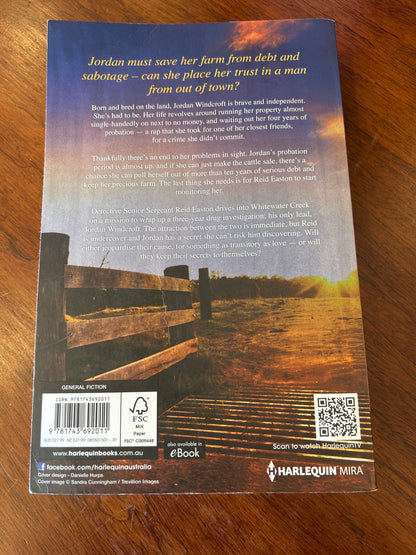 Secrets of Whitewater Creek. Sarah Barrie. 2015.
