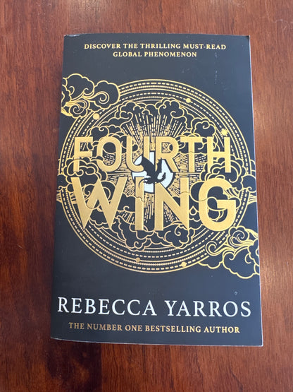 Fourth Wing. Rebecca Yarros.