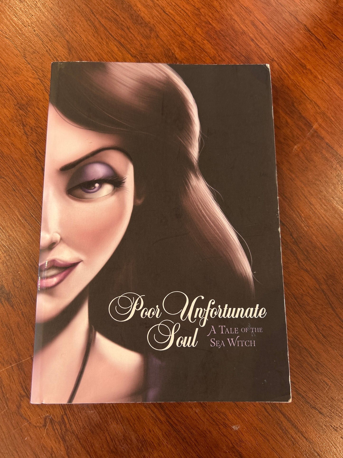 Poor unfortunate soul: a tale of the sea witch. Serena Valentino. 2018.