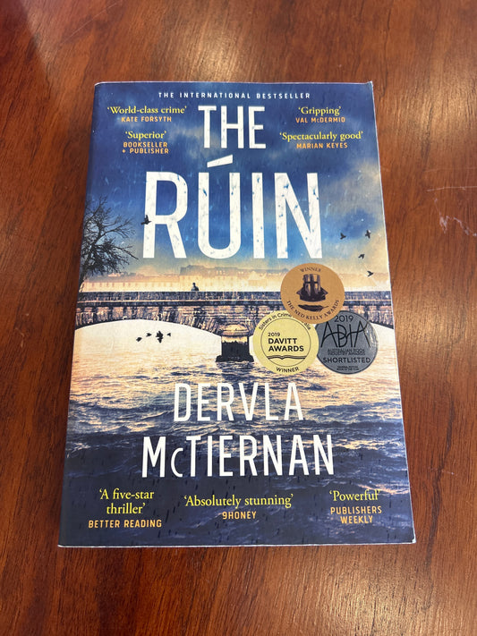 The Ruin. Dervla McTiernan. 2019.