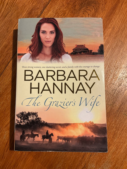 Grazier's wife. Barbara Hannay. 2016.