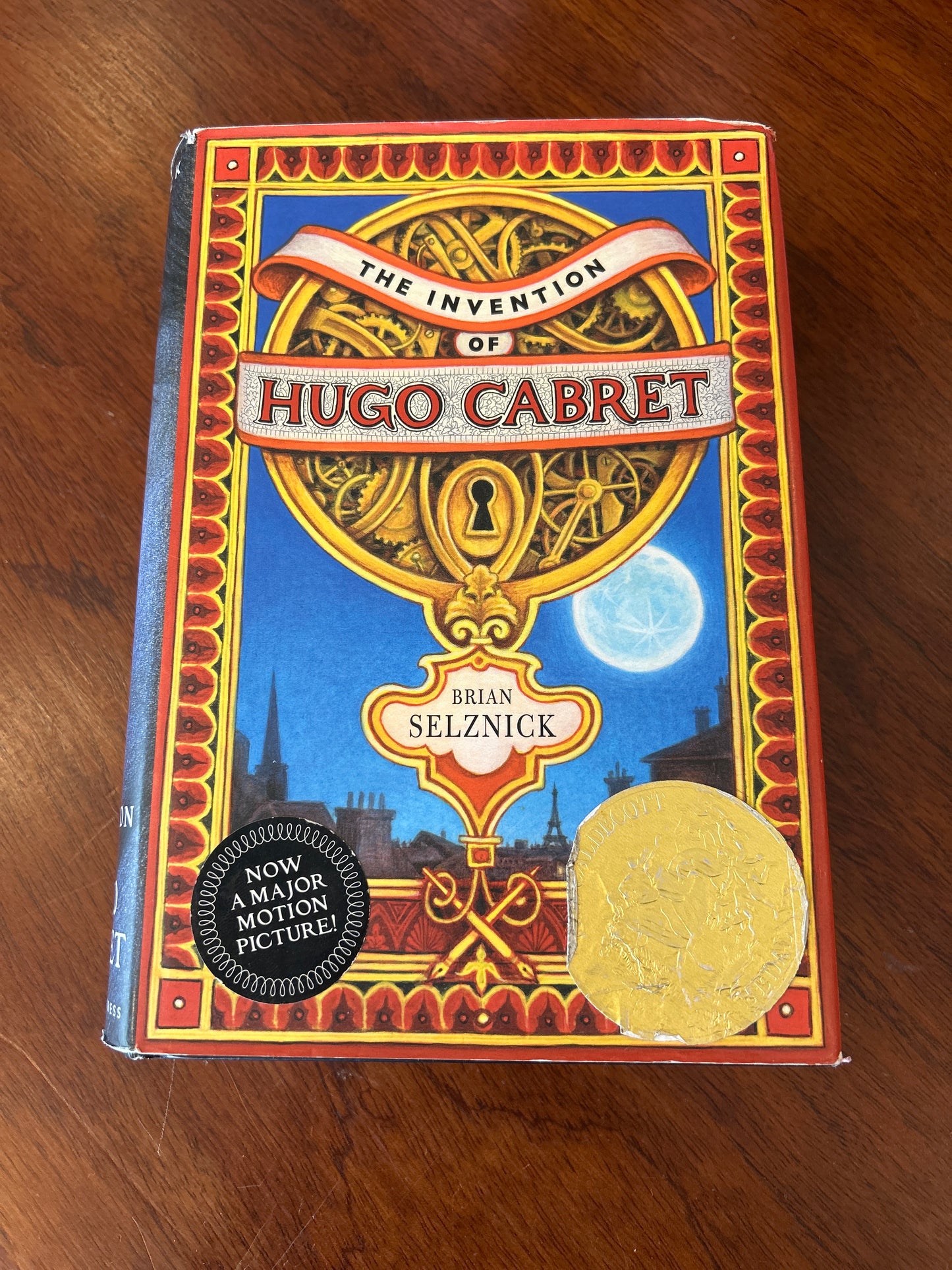 Invention of Hugo Cabret. Brian Selznick. 2007.