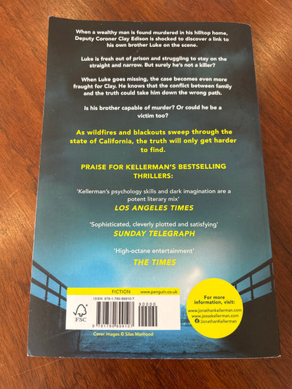 Burning. Jonathan & Jesse Kellerman. 2021.
