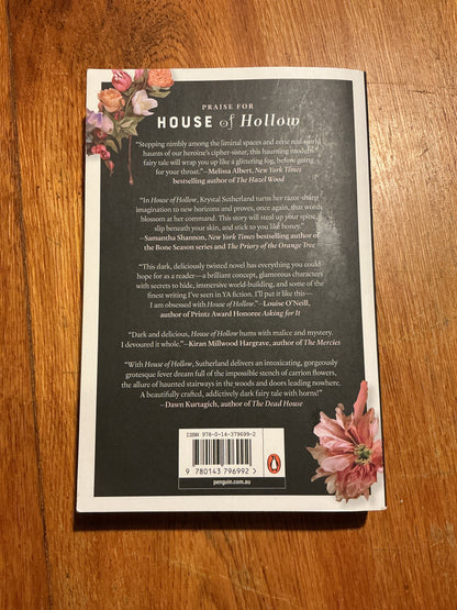 House of Hollow. Krystal Sutherland. 2021.