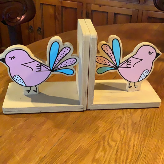 Pink birds book ends