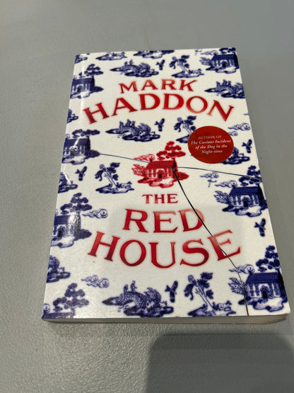 Red house. Mark Haddon. 2013.