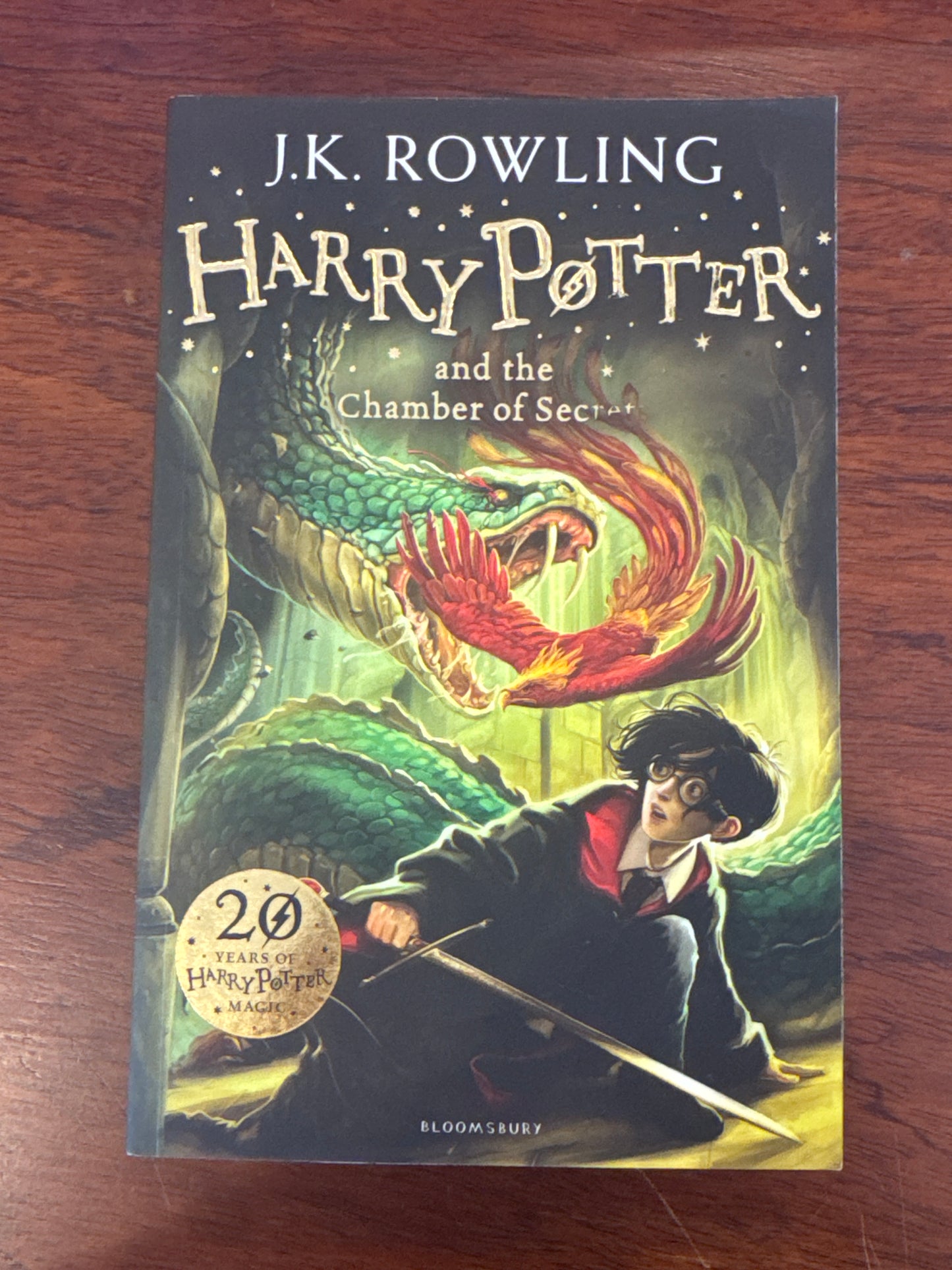 Harry Potter and the Chamber of Secrets. J.K. Rowling.