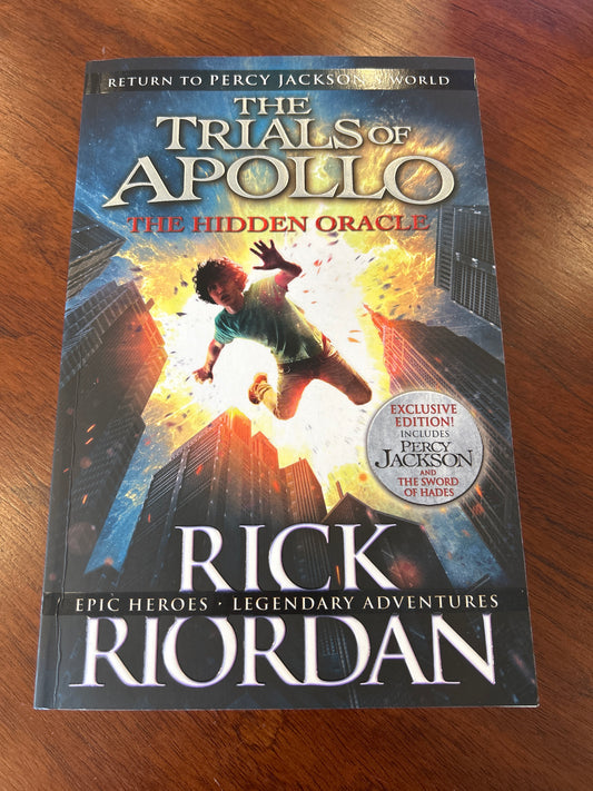 Trials of Apollo: hidden oracle. Rick Riordan. 2016.