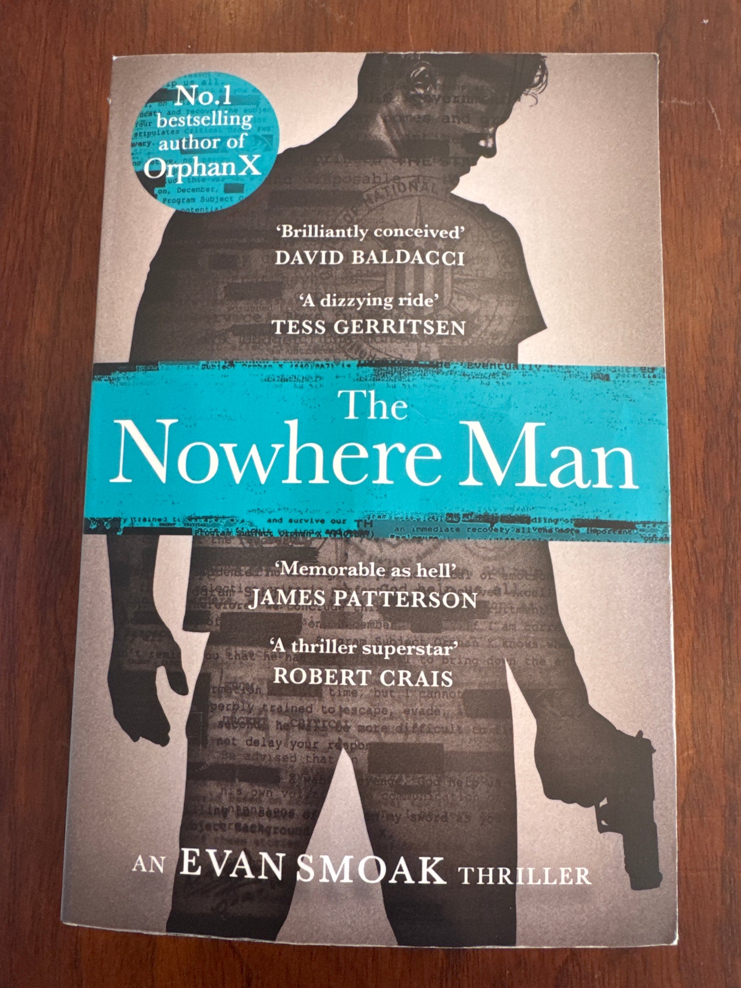 Nowhere man. Gregg Hurwitz.