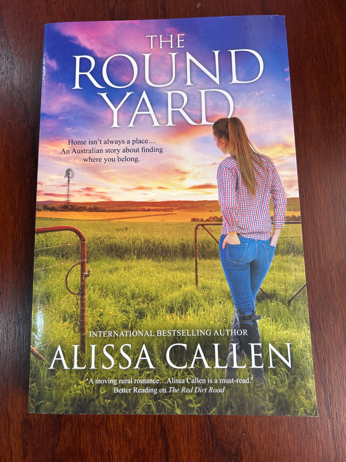 Round yard. Alissa Callen. 2019.