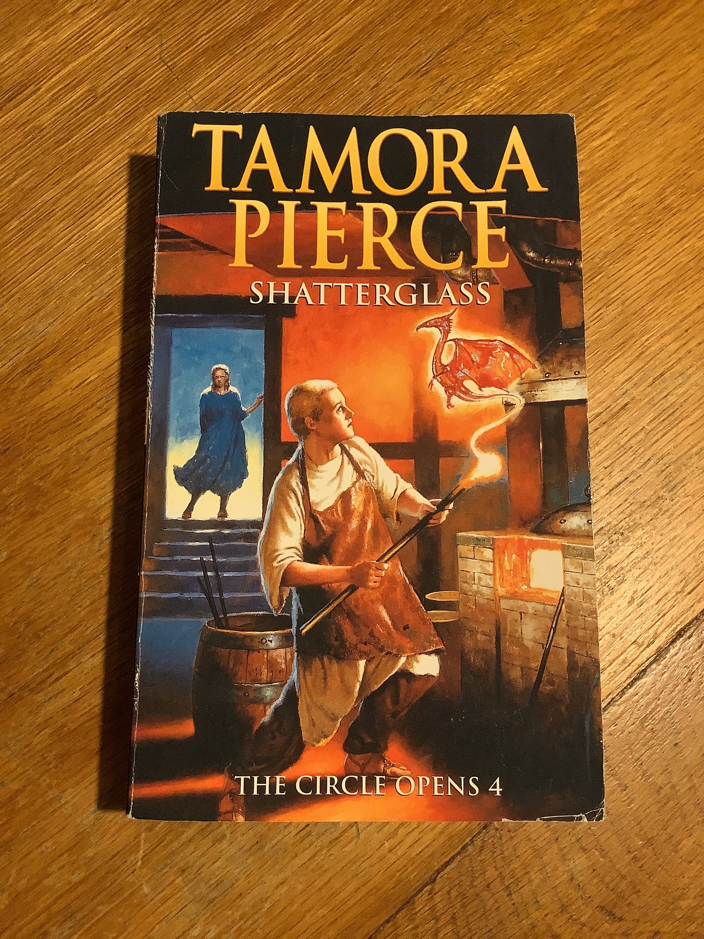 Shatterglass. Tamora Pierce. 2003.