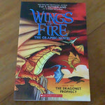 Wings of fire: the Dragonet prophecy: the graphic novel. Tui T. Sutherland. 2018.