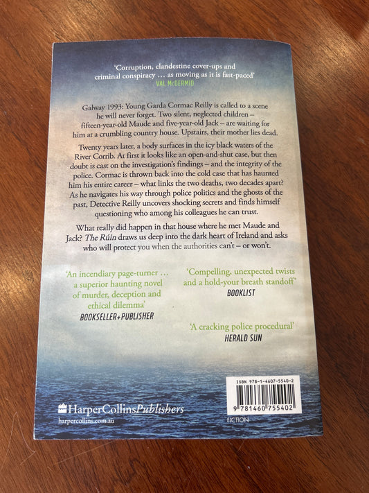 The Ruin. Dervla McTiernan. 2025.