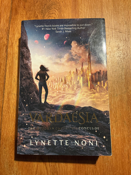 Vardaesia. Lynette Noni. 2019.