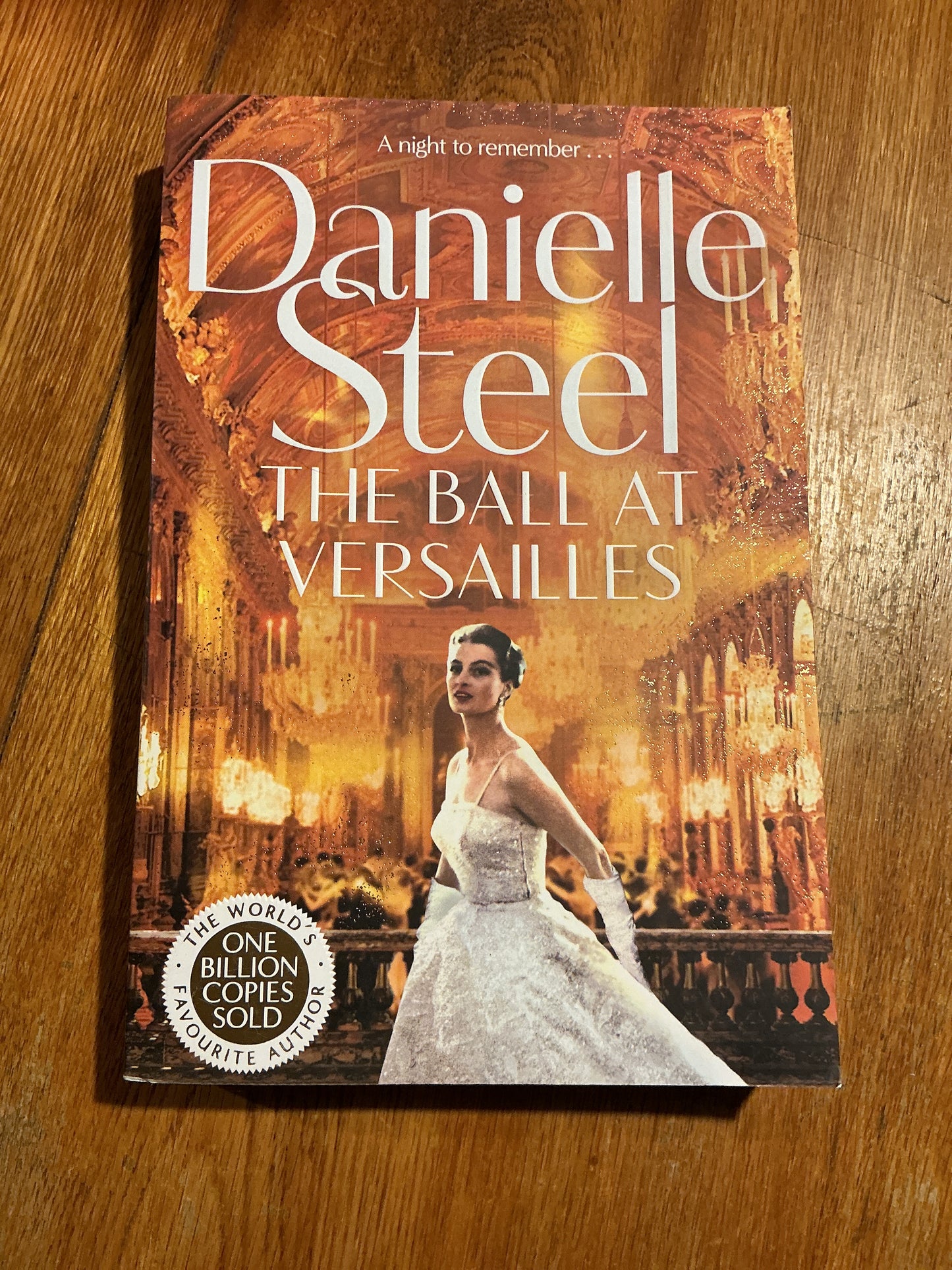 Ball at Versailles. Danielle Steel. 2023.
