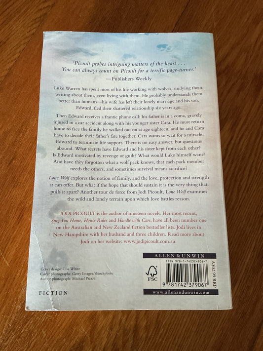 Lone wolf. Jodi Picoult. 2012.