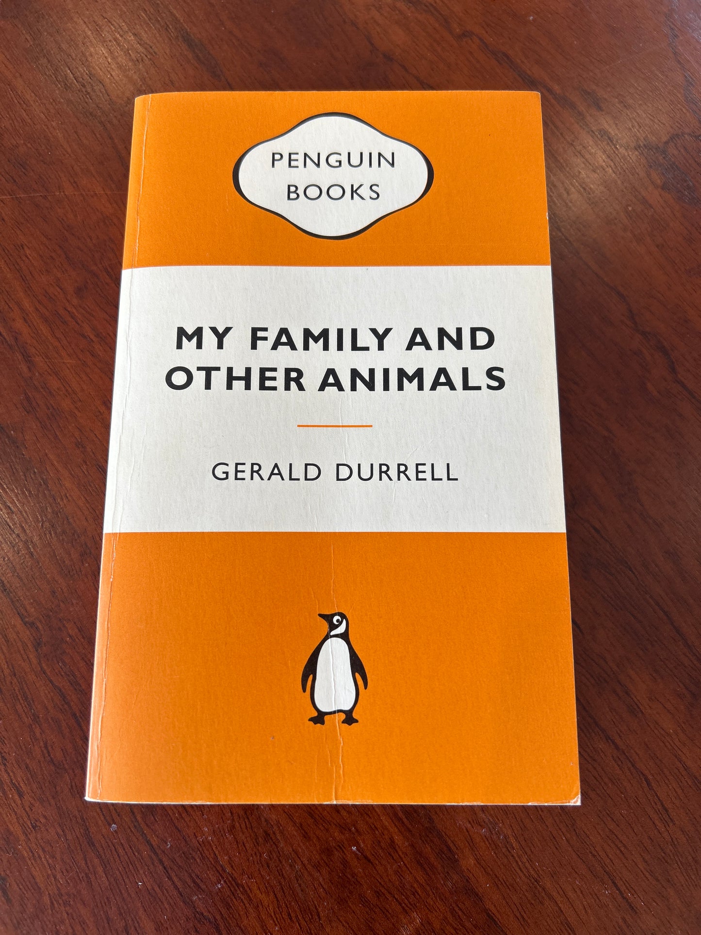 My family and other animals. Gerald Durrell. 2008.