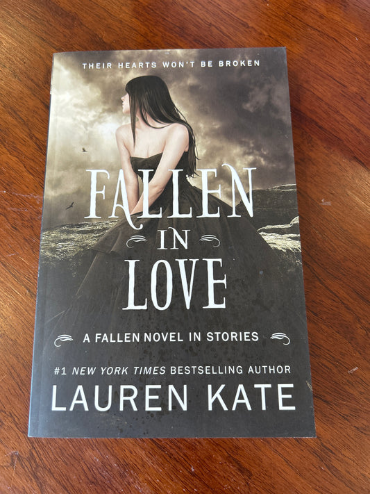 Fallen in love. Lauren Kate. 2012.