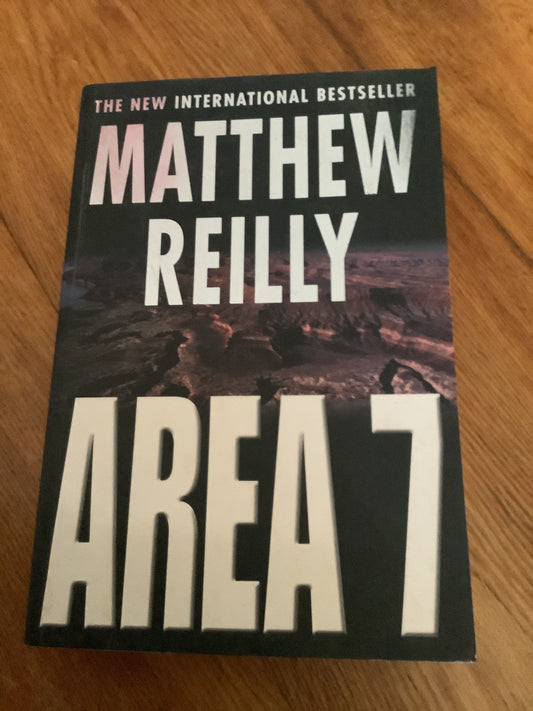 Area 7. Matthew Reilly. 2001