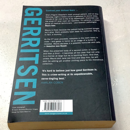 Keeping the dead. Tess Gerritsen. 2008.